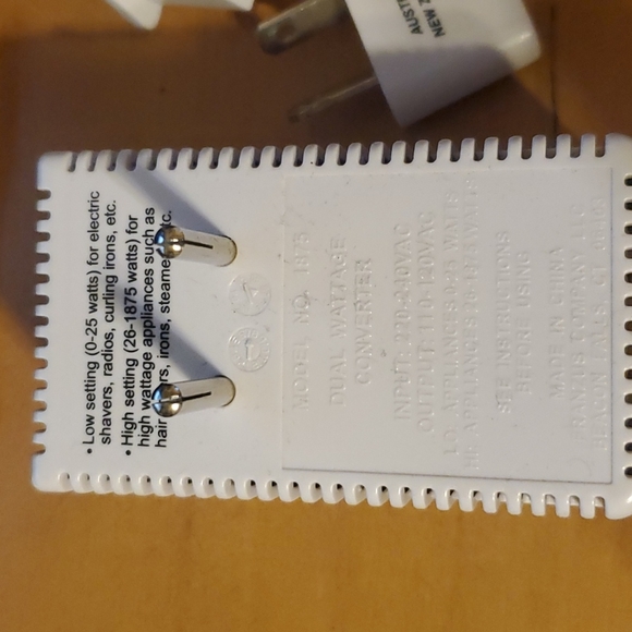 Franzus International Dual Wattage Converter Kit with Bag Mdl 1875 - Picture 2 of 3